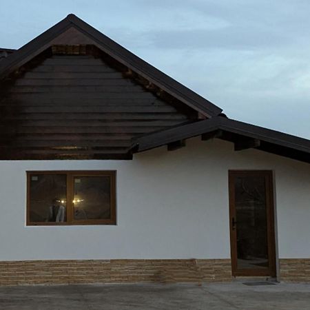 Вилла Casa Livada Bunicii Тыргу-Окна Экстерьер фото