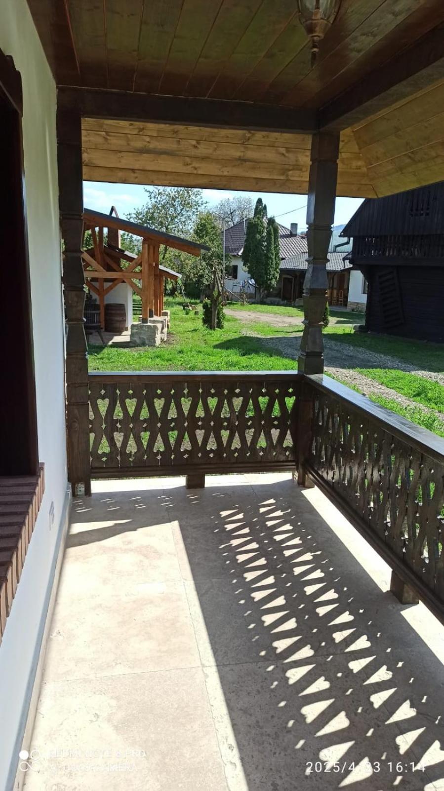 Вилла Casa Livada Bunicii Тыргу-Окна Номер фото